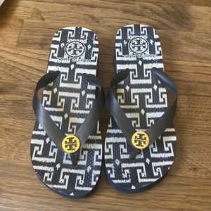 Tory Burch navy blue wedge flip flop